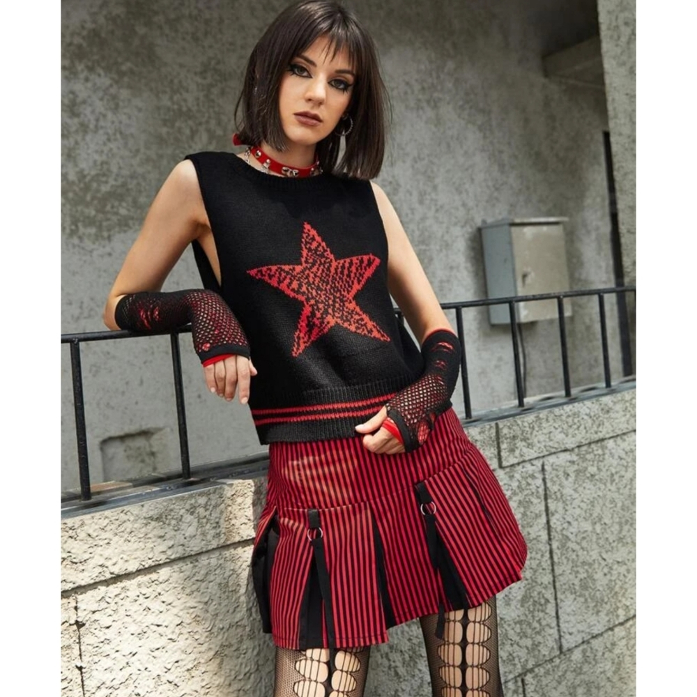 Star Print Black & Red Sweater Vest Sleeveless Goth Punk M & L Available - Picture 5 of 7